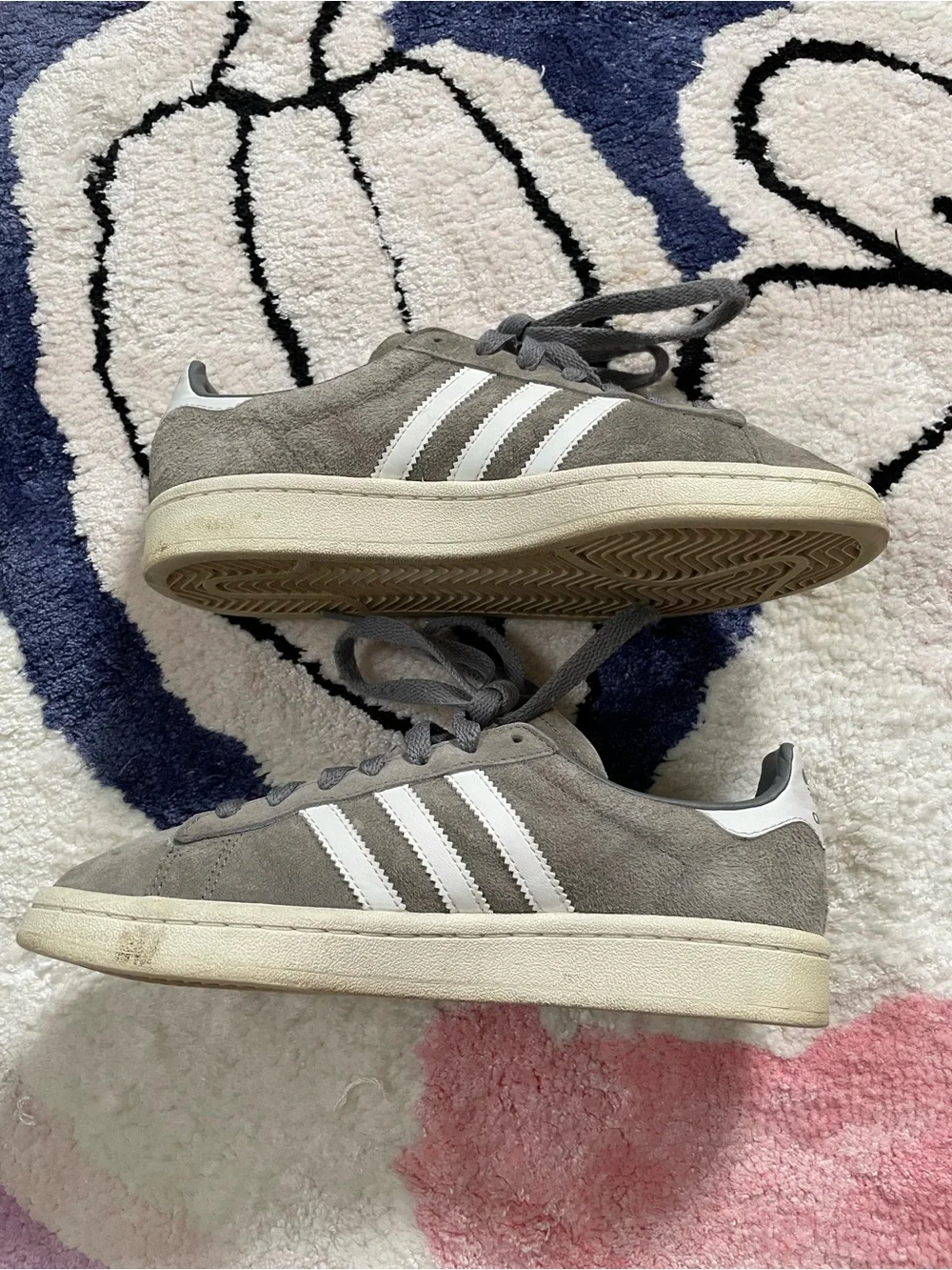 Adidas Campus grey suede sneakers men's 4.5 (fits women's size 6 too)